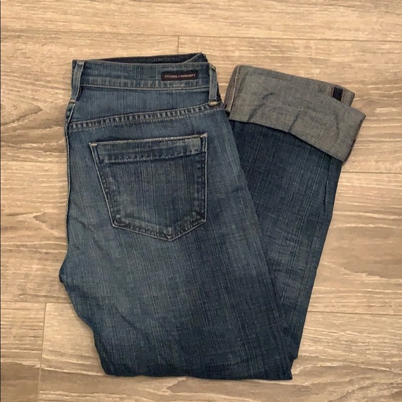 Citizens of Humanity Dani Cropped Straight Jeans. - Picture 3 of 4